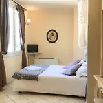Bed & Breakfast Life Style Novecento 2*